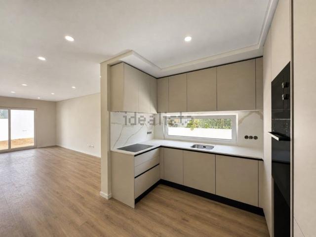 Casa venda em Fernão Ferro, Seixal
