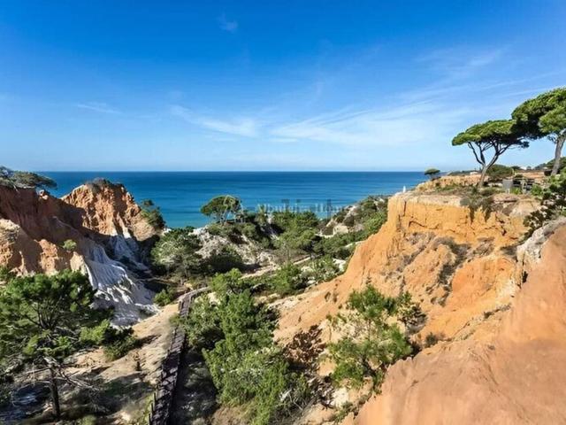 Casa venda em Mosqueira, Albufeira