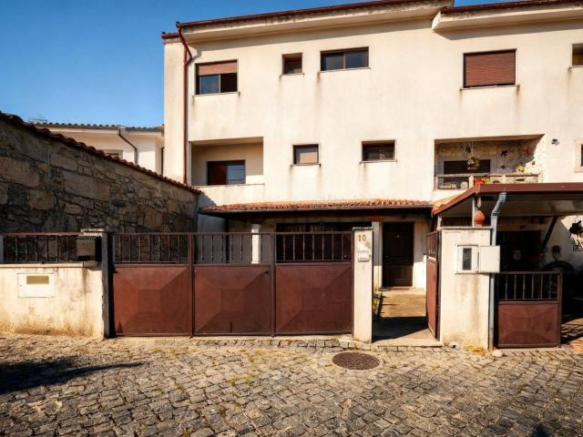 Casa venda em Feira Nova, Amares