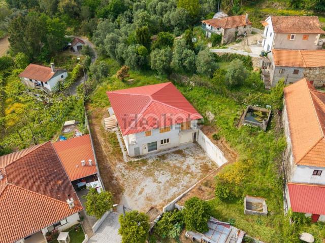 Casa venda em Fervença, Celorico De Basto