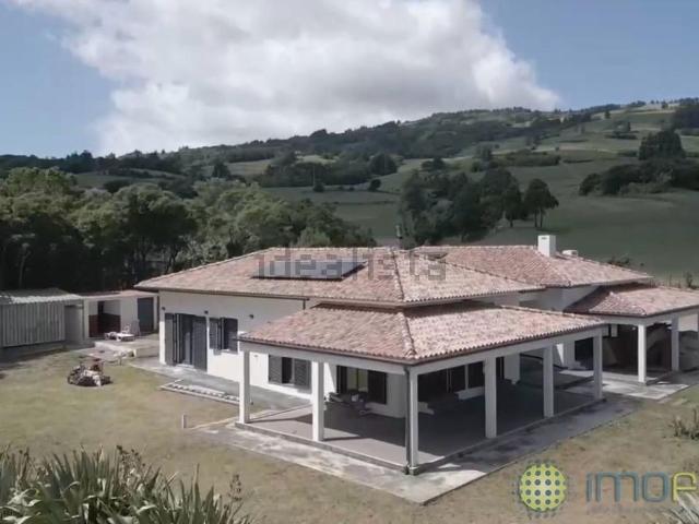 Casa venda em Açores, Feteira