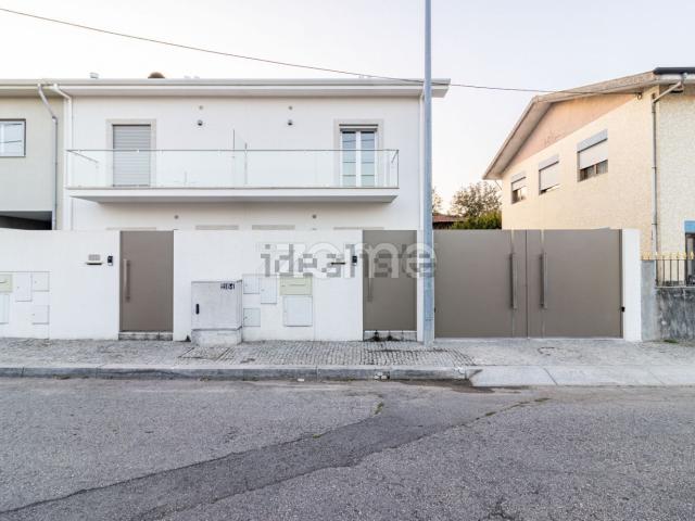 Casa venda em Santa Maria Da Feira, Aveiro