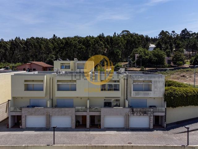Casa venda em Maia, Folgosa
