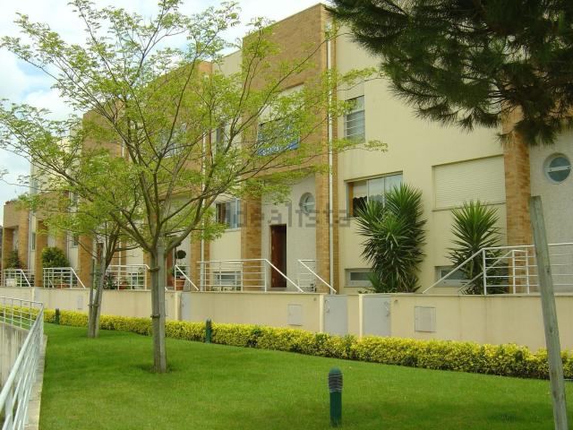 Casa venda em Maia, Folgosa