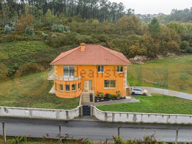 Casa venda em Póvoa De Lanhoso, Braga