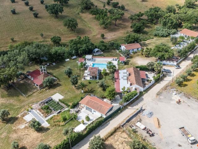 Casa venda em Foros de Vale de Figueira, Montemor-o-novo