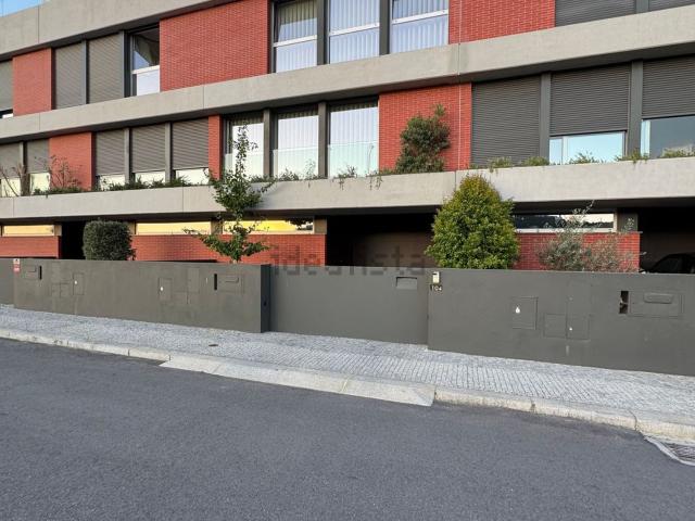 Casa venda em Foz do Sousa e Covelo, Gondomar