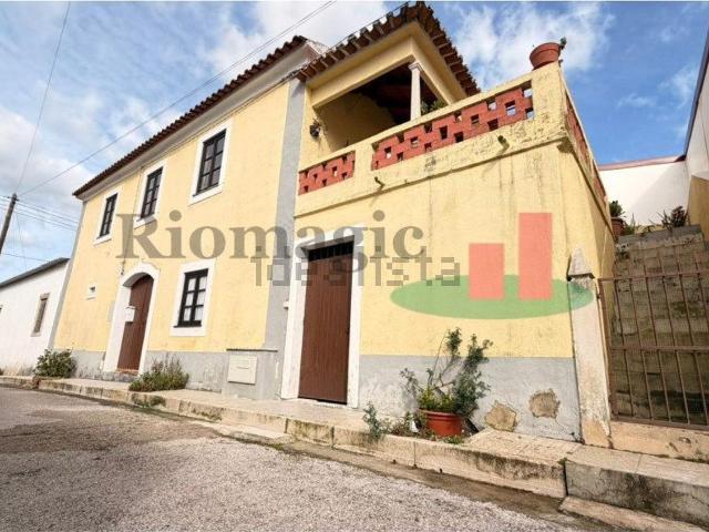 Casa venda em Rio Maior, Santarém