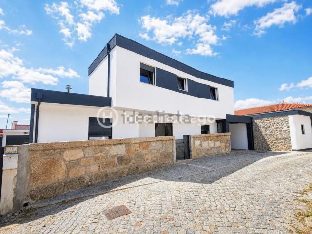Casa venda em Galegos (Santa Maria), Arcozelo