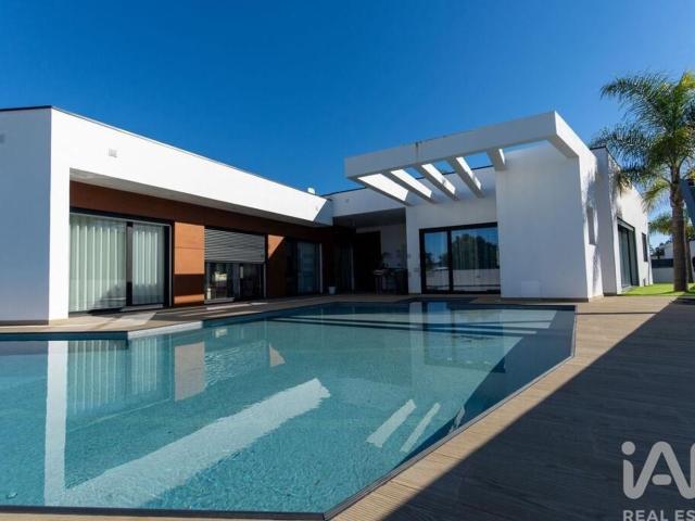 Casa venda em Quinta da Serralheira, Setúbal