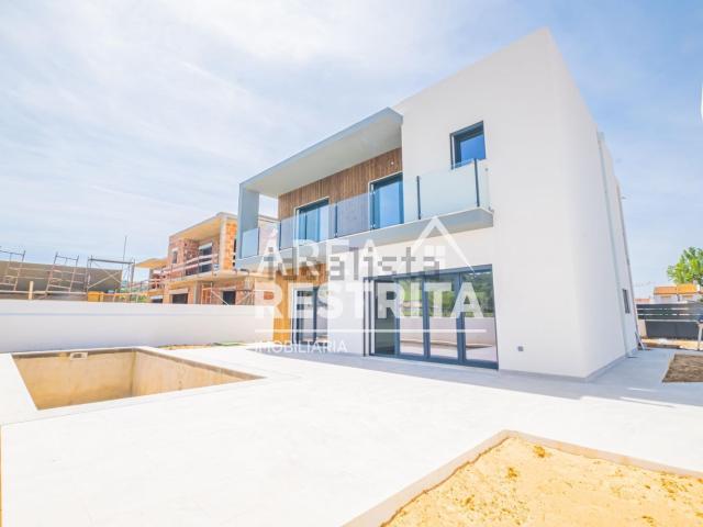Casa venda em Azeitão (São Lourenço e São Simão), Setúbal