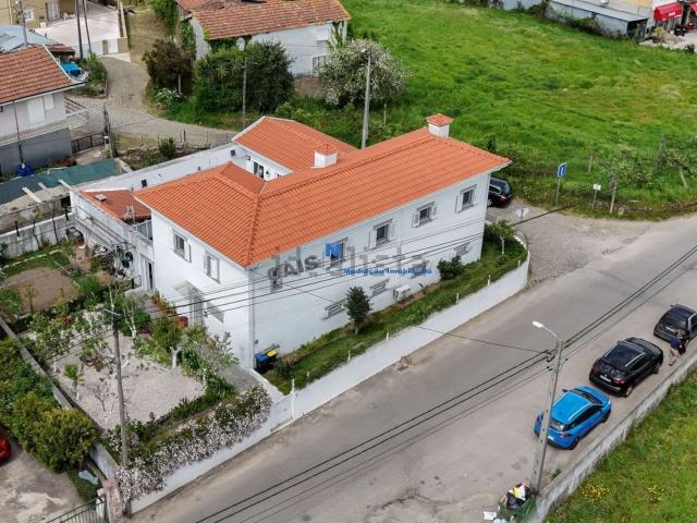 Casa venda em Gandra de Moreira, Bitarães