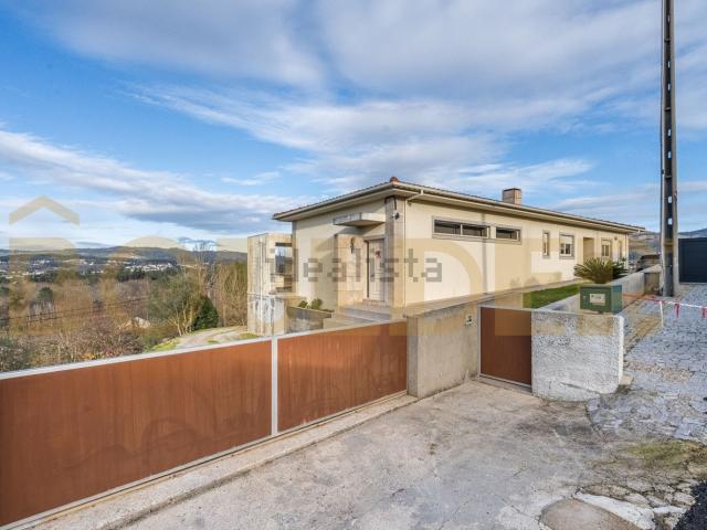 Casa venda em Póvoa De Lanhoso, Braga