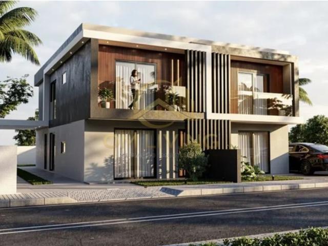 Casa venda em Fernão Ferro, Seixal