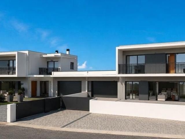 Casa venda em A-do-Barbas, Leiria