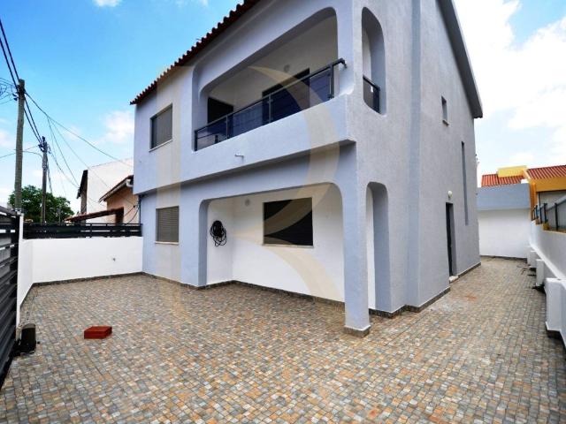Vivenda venda em Seixal, Amora