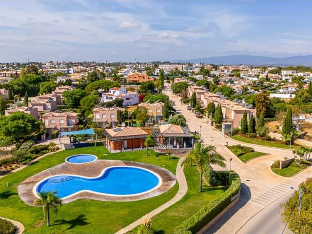 Vivenda venda em Lagoa, Faro