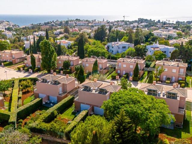 Vivenda venda em Lagoa, Faro