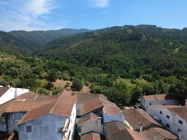 Casa venda em Arganil, Folques