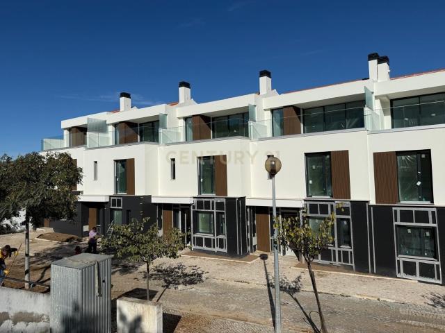 Casa venda em Santiago Dos Velhos, Lisboa