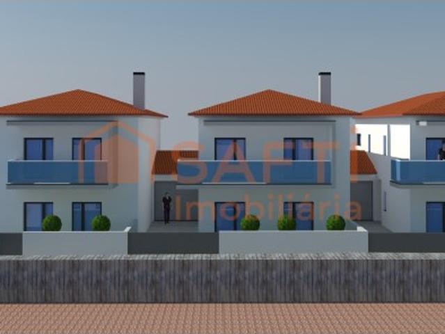 Casa venda em Casal dos Claros, Leiria