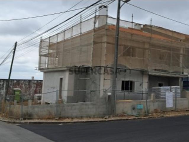 Casa venda em Odivelas, Bairro das Granjas Novas Casa venda em Odivelas, Bairro das Granjas Novas