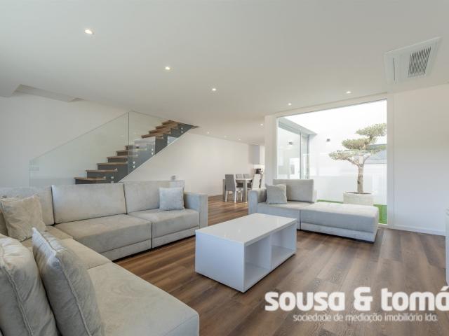 Vivenda venda em Casal dos Maios, Leiria