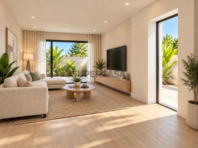 Casa venda em Fernão Ferro, Seixal