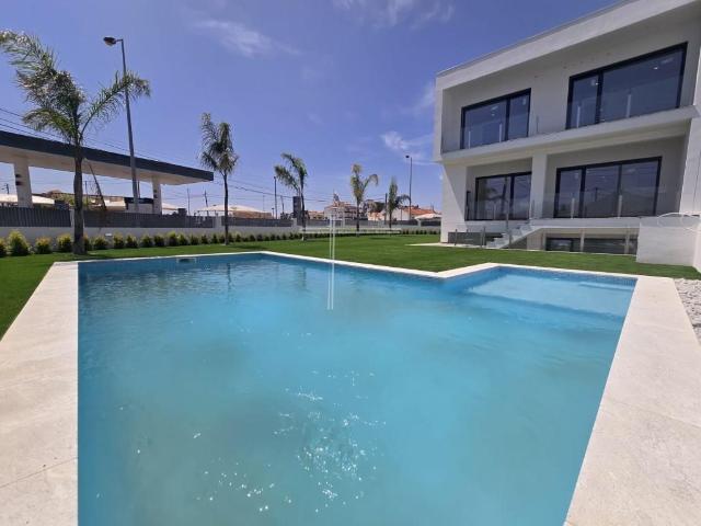 Vivenda venda em Almada, Setúbal