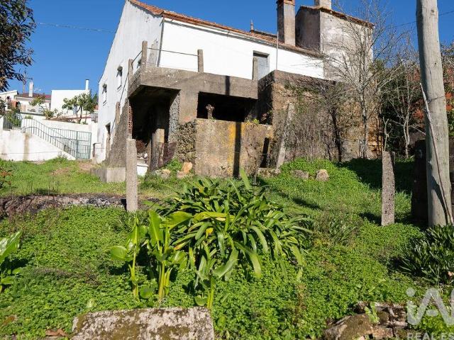 Casa venda em Coimbrã, Almalaguês