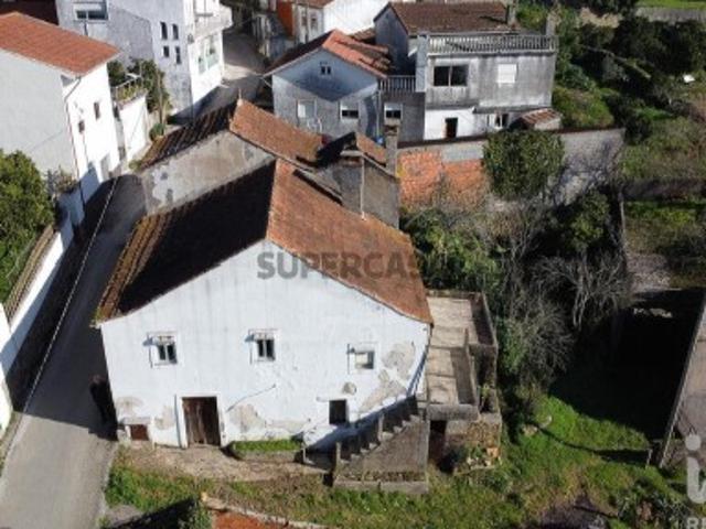 Casa venda em Coimbrã, Almalaguês