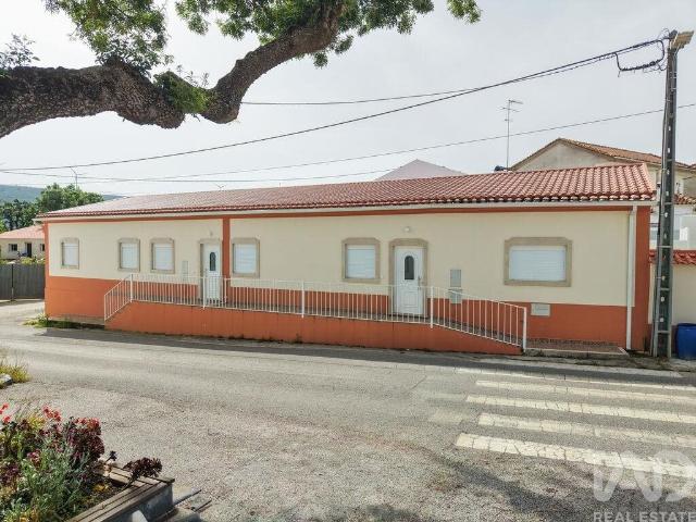 Vivenda venda em Alcobaça, Leiria
