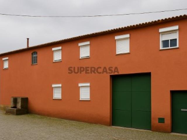 Casa venda em Sátão, Romãs