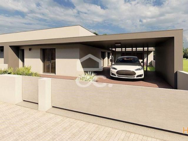 Casa venda em Marinha Grande, Leiria