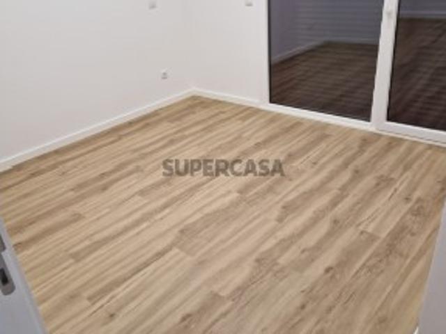 Casa venda em Fernão Ferro, Seixal