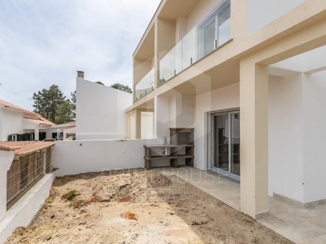 Vivenda venda em Fernão Ferro, Seixal