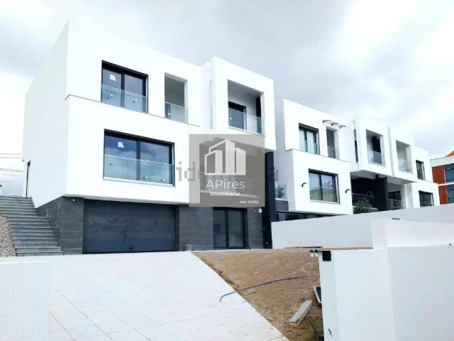 Casa venda em Seixal, Corroios