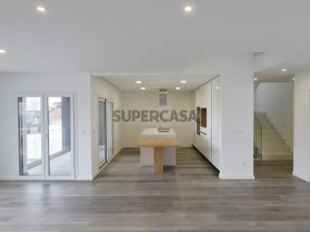 Casa venda em Seixal, Corroios