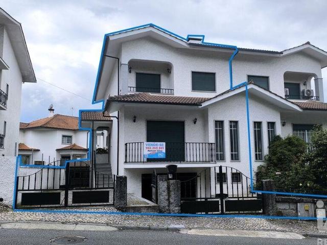Vivenda venda em Bairro Quinta das Lameiras, Viseu