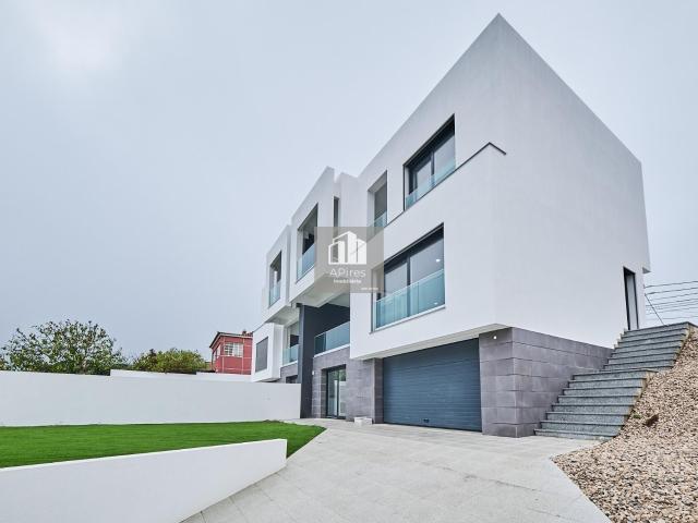 Casa venda em Vale de Milhaços, Seixal