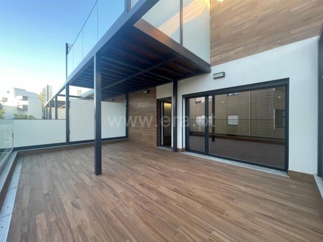 Vivenda venda em Urbanização da Encosta, Leiria