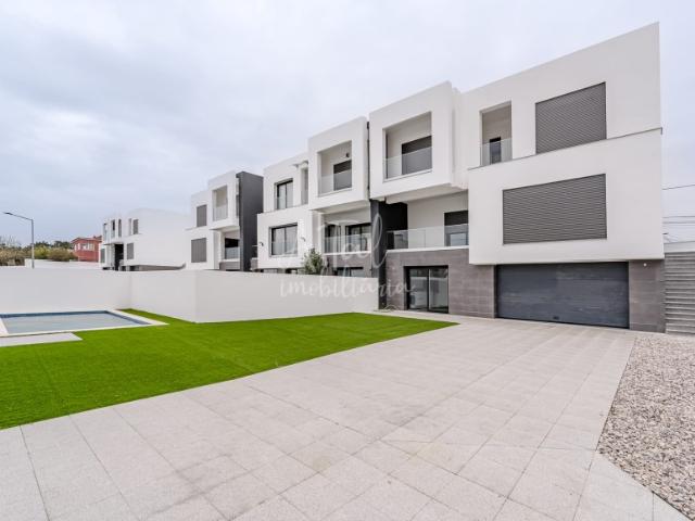 Casa venda em Seixal, Corroios
