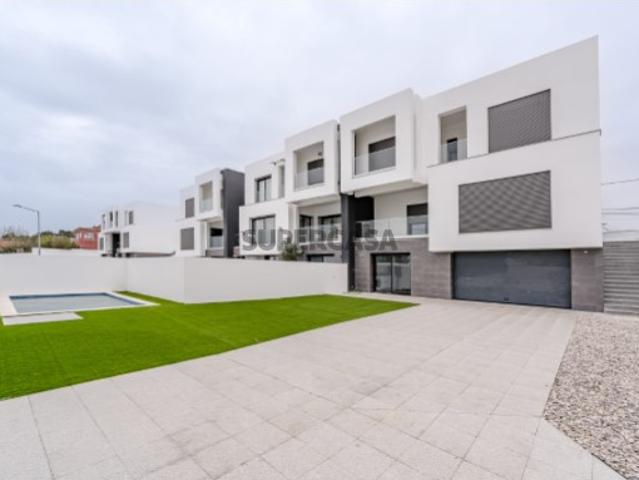 Casa venda em Seixal, Corroios