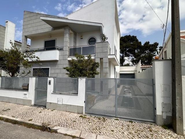 Casa venda em Vale Bem, Almada