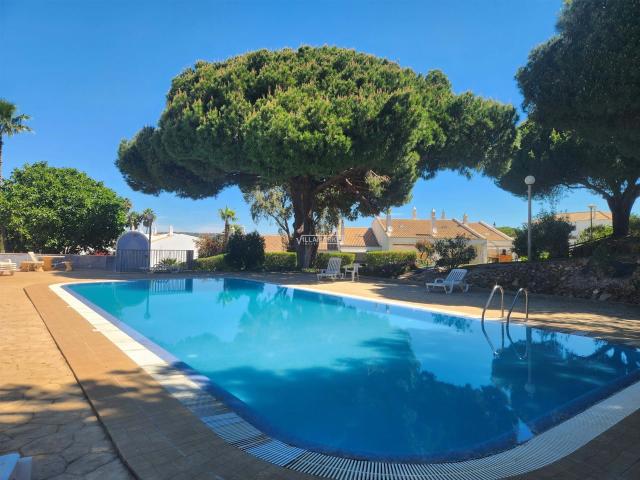 Vivenda venda em Albufeira e Olhos de Água, Albufeira