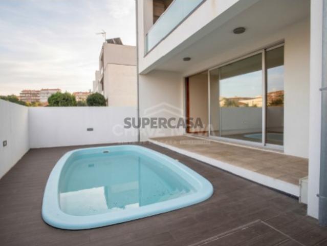 Casa venda em Oliveira do Douro, Vila Nova de Gaia