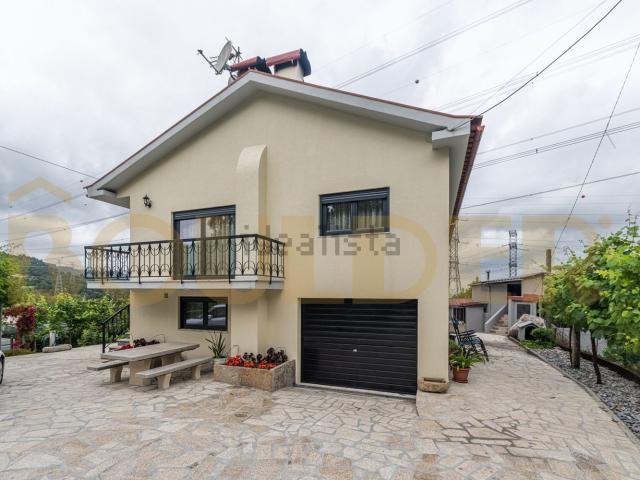 Casa venda em Póvoa De Lanhoso, Braga