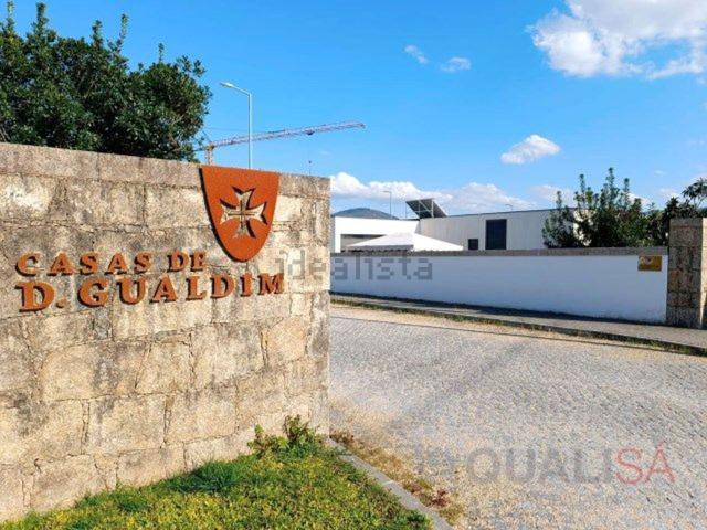 Moradia venda em Goães, Carvalho e Quintães