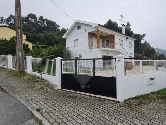 Casa venda em Gondarém