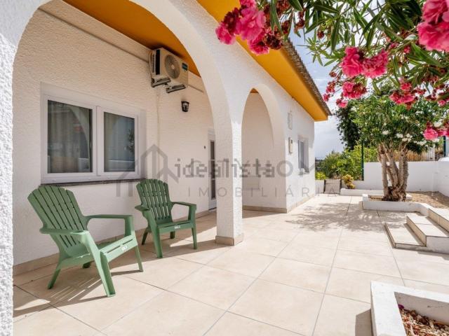 Casa venda em Cortelhas, Albufeira